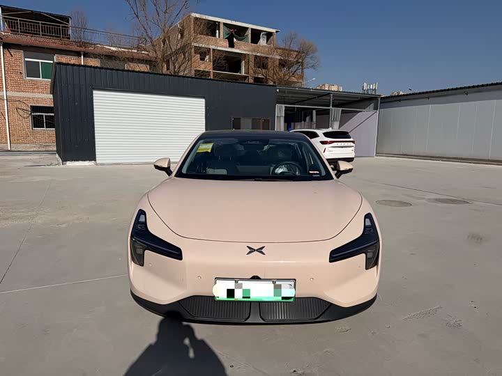 Фото 2 - XPeng Mona M03