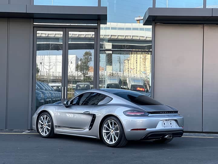 Фото 7 - Porsche 718