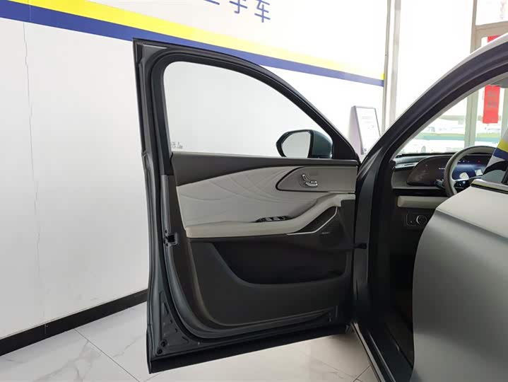 Фото 7 - Exeed RX C-DM Hybrid