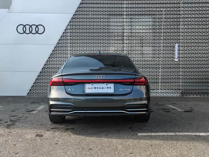 Фото 5 - Audi A7