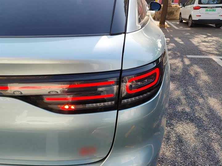 Фото 8 - Leapmotor C11