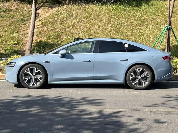 Фото 3 - Luxeed S7