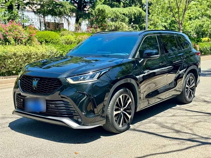 Фото 1 - Toyota Crown Kluger