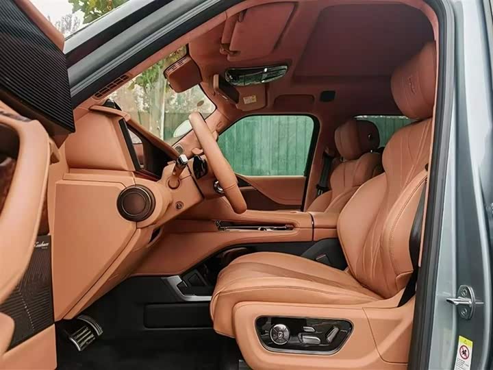 Фото 5 - BYD Yangwang U8