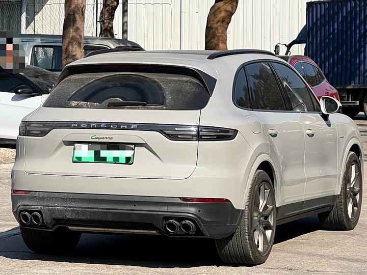 Фото 4 - Porsche Cayenne Hybrid