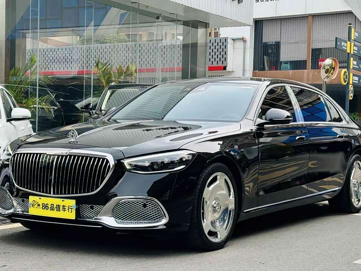 Фото 1 - Mercedes-Benz Maybach S-Class