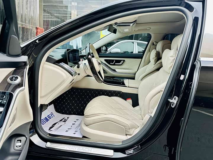 Фото 5 - Mercedes-Benz Maybach S-Class