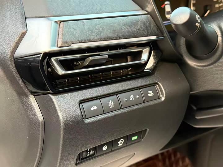 Фото 7 - Nissan Teana