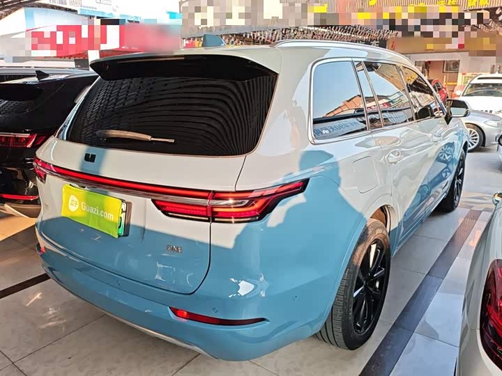 Фото 7 - LiXiang One