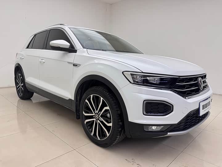 Фото 3 - Volkswagen T-Roc