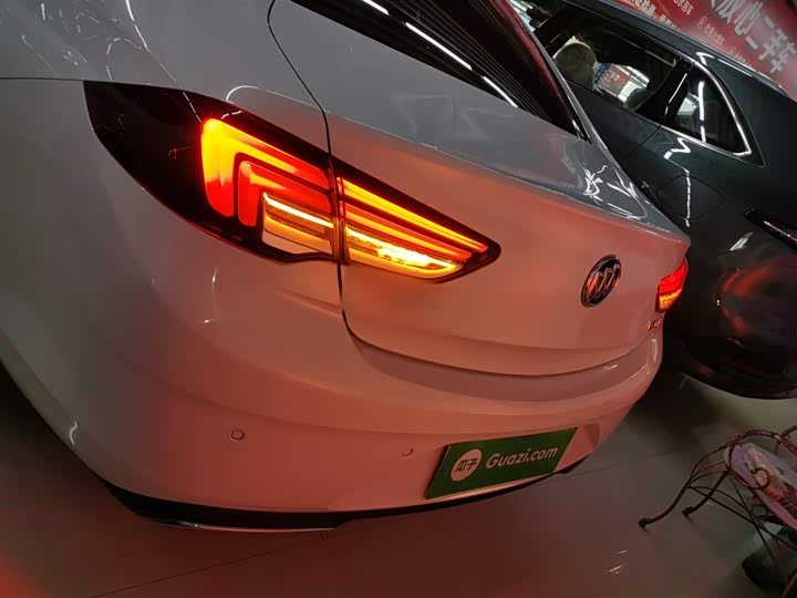 Фото 6 - Buick Regal