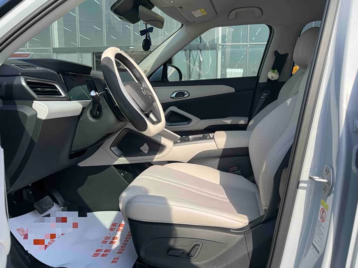 Фото 4 - BYD Yuan Up