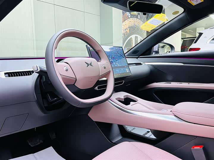 Фото 8 - XPeng Mona M03