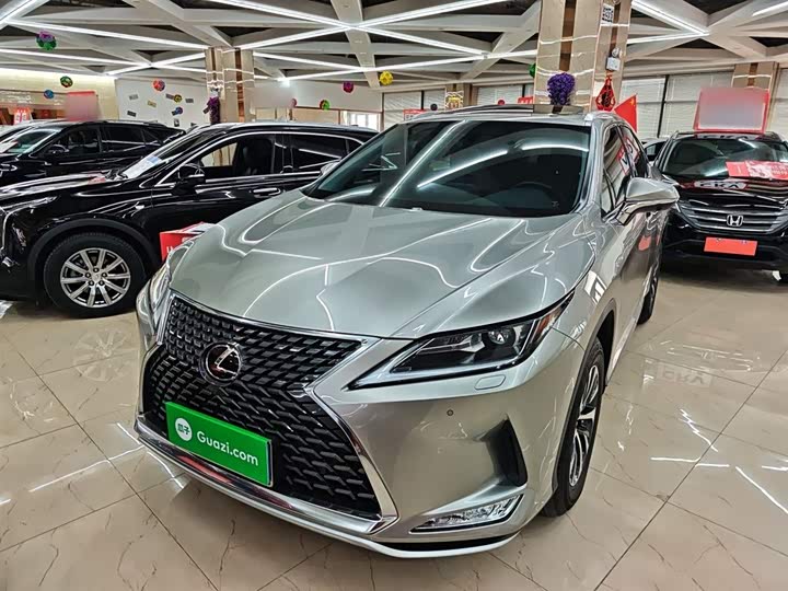 Фото 2 - Lexus RX