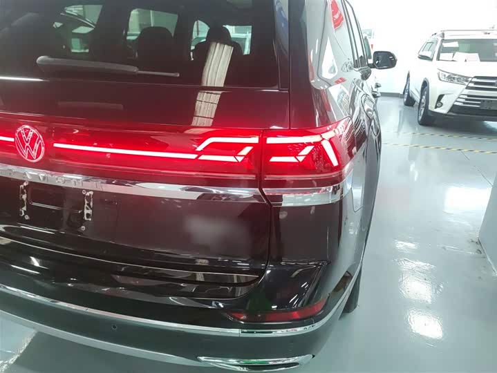 Фото 8 - Volkswagen Teramont Pro