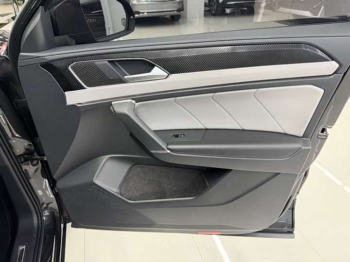 Фото 5 - Volkswagen Tayron