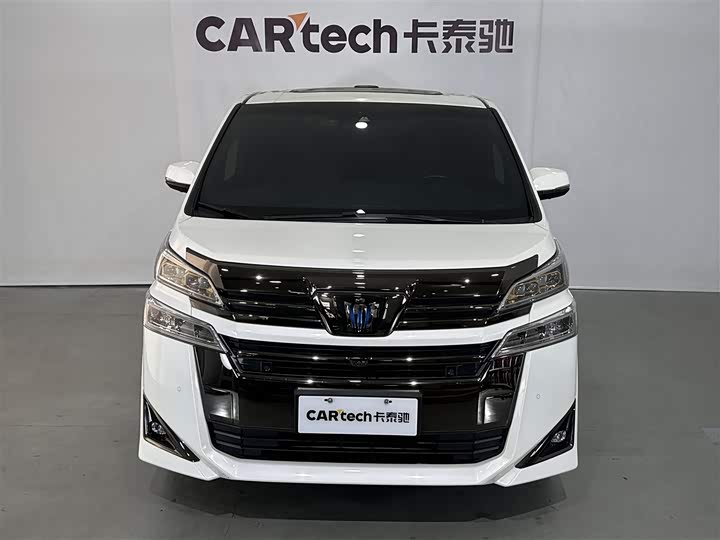 Фото 3 - Toyota Vellfire