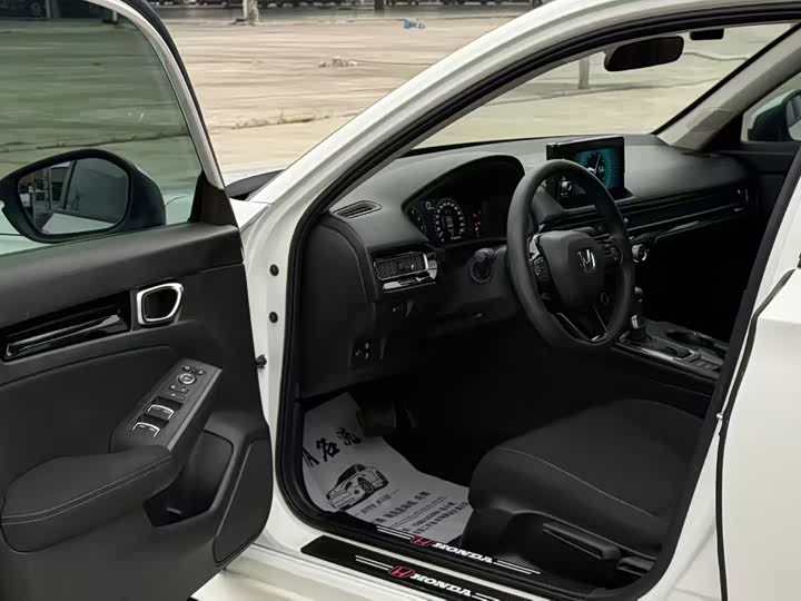 Фото 7 - Honda Civic