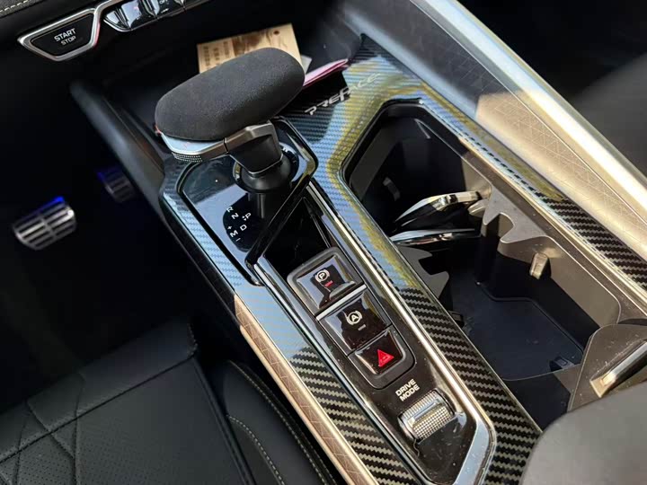 Фото 9 - Geely Preface