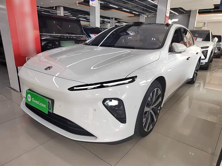 Фото 2 - Nio ET7