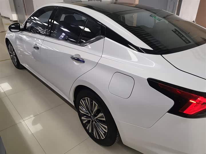 Фото 5 - Nissan Teana