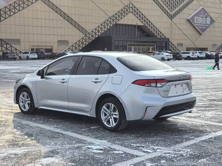 Фото 3 - Toyota Levin