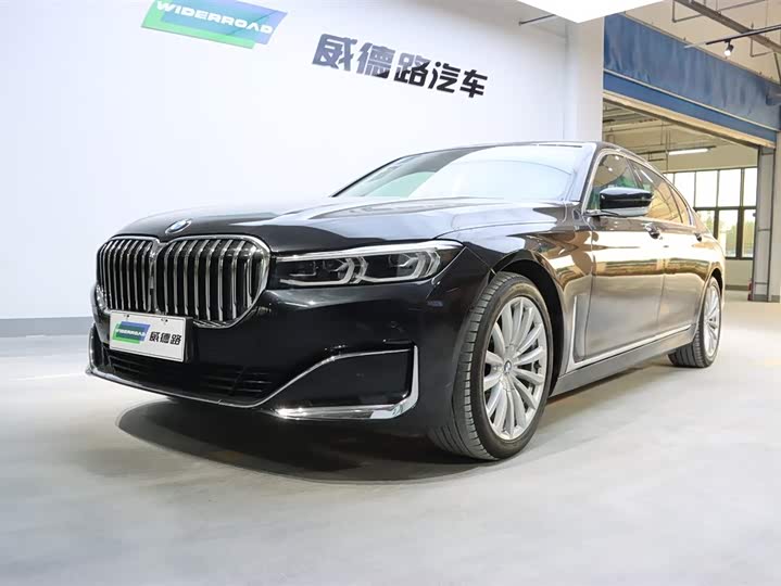 Фото 1 - BMW 7 Series