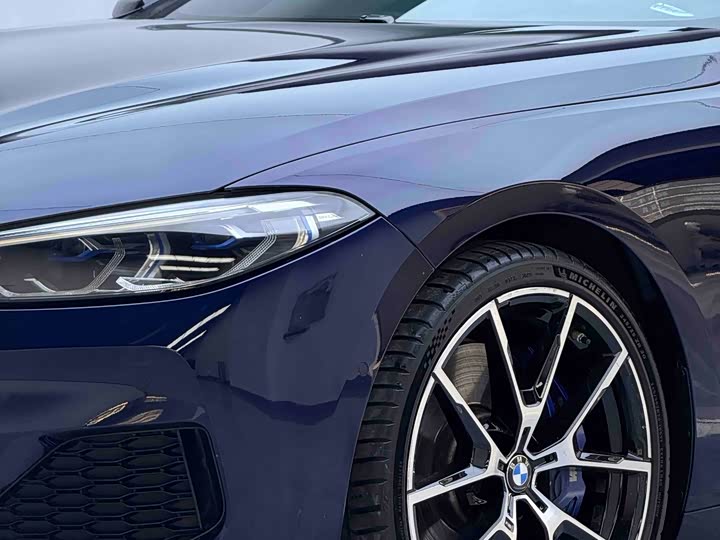 Фото 3 - BMW 8 Series