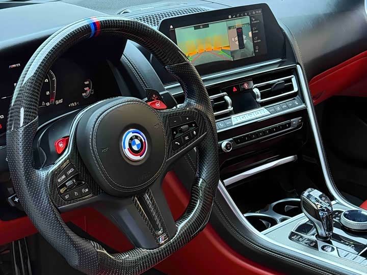 Фото 7 - BMW 8 Series