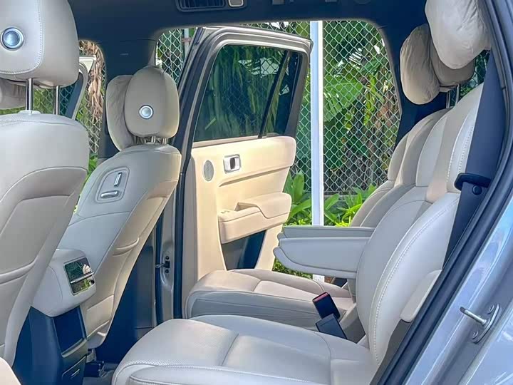 Фото 5 - LiXiang L8