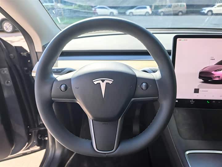 Фото 7 - Tesla Model Y