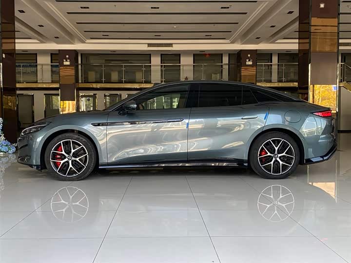 Фото 4 - BYD Han L