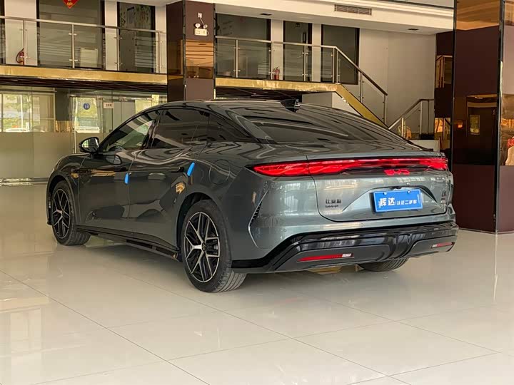 Фото 5 - BYD Han L