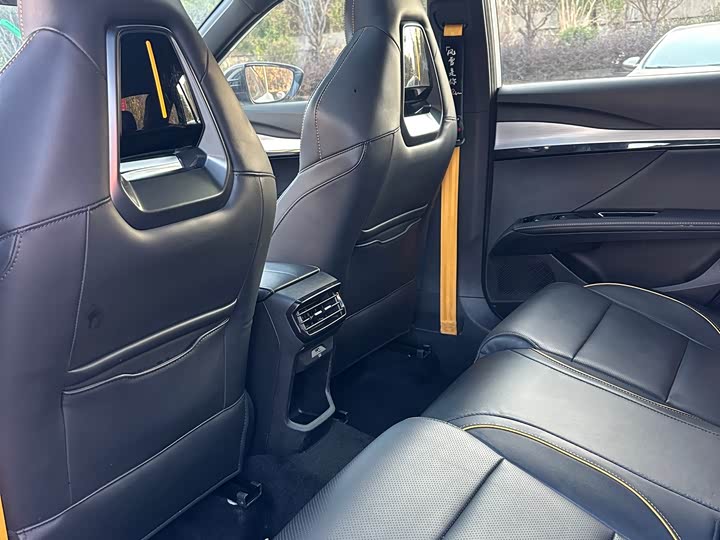 Фото 6 - MG Motor 5 Scorpio