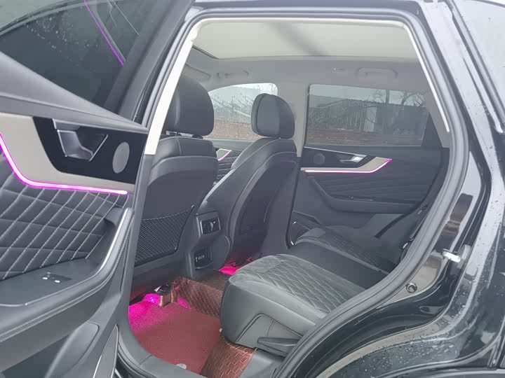 Фото 9 - Hongqi HS5