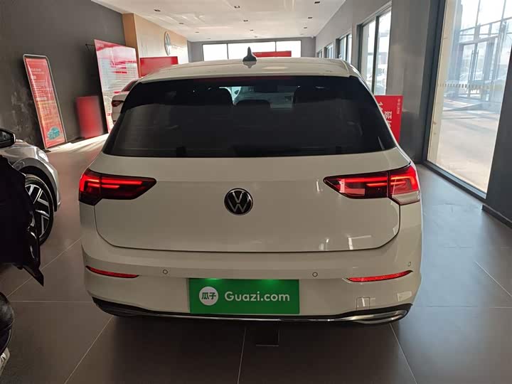 Фото 6 - Volkswagen Golf