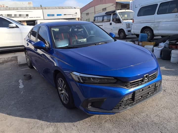 Фото 4 - Honda Civic