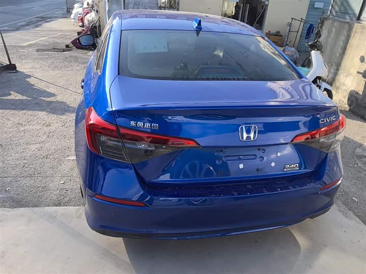 Фото 6 - Honda Civic