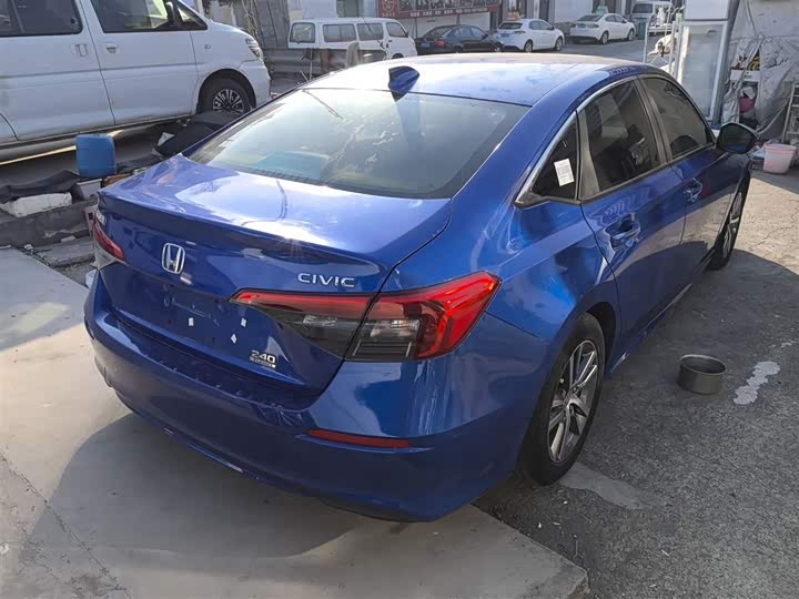 Фото 7 - Honda Civic