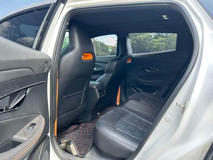 Фото 5 - Changan UNI-T