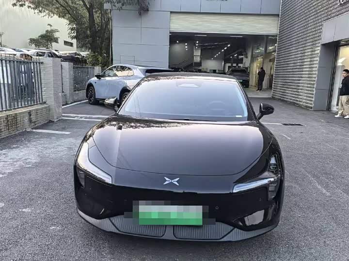 Фото 2 - XPeng Mona M03