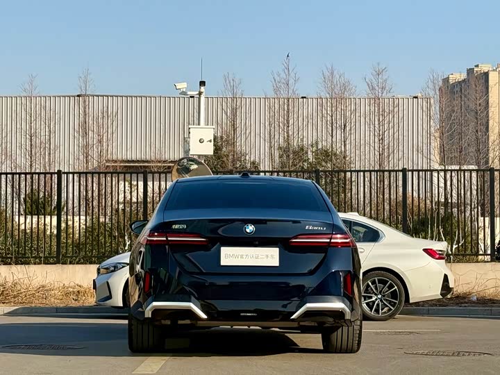 Фото 4 - BMW 5 Series