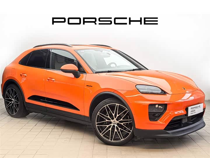 Фото 4 - Porsche Macan EV