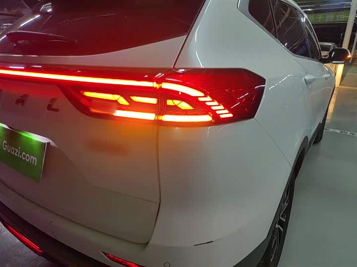 Фото 8 - Haval H6