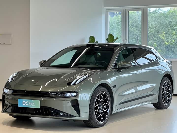 Фото 1 - Zeekr 001