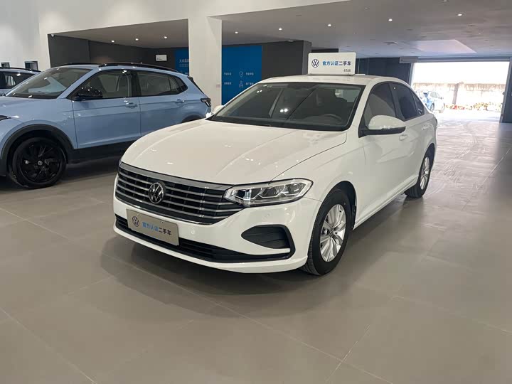 Фото 1 - Volkswagen Lavida