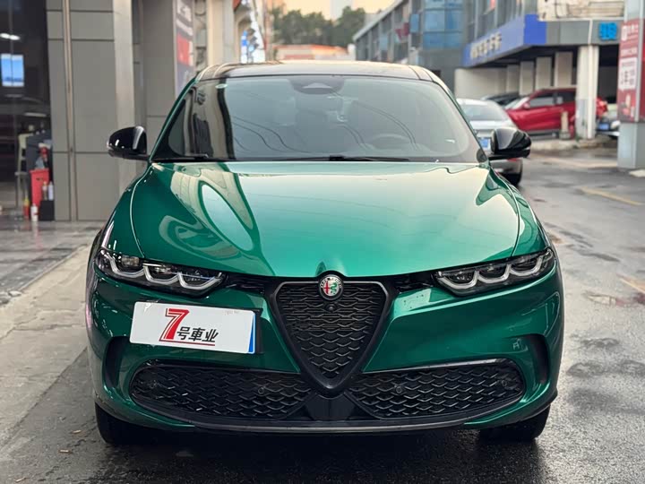 Фото 2 - Alfa Romeo Tonale