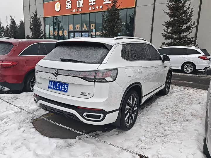 Фото 9 - Volkswagen Tayron