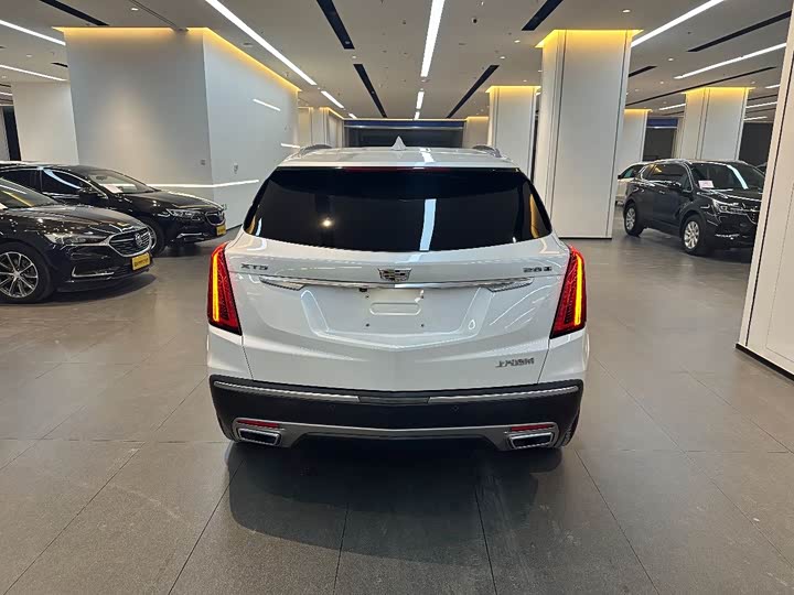 Фото 5 - Cadillac XT5