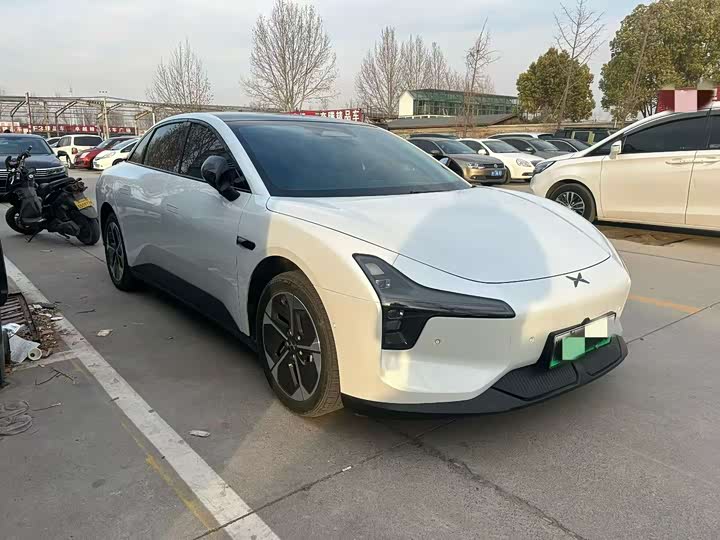 Фото 3 - XPeng Mona M03